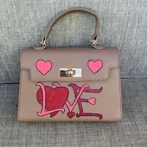 Chic Tan Love Heart Handbag